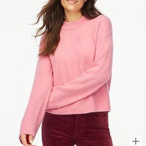J. Crew Pink crewneck sweater in extra-soft yarn size S